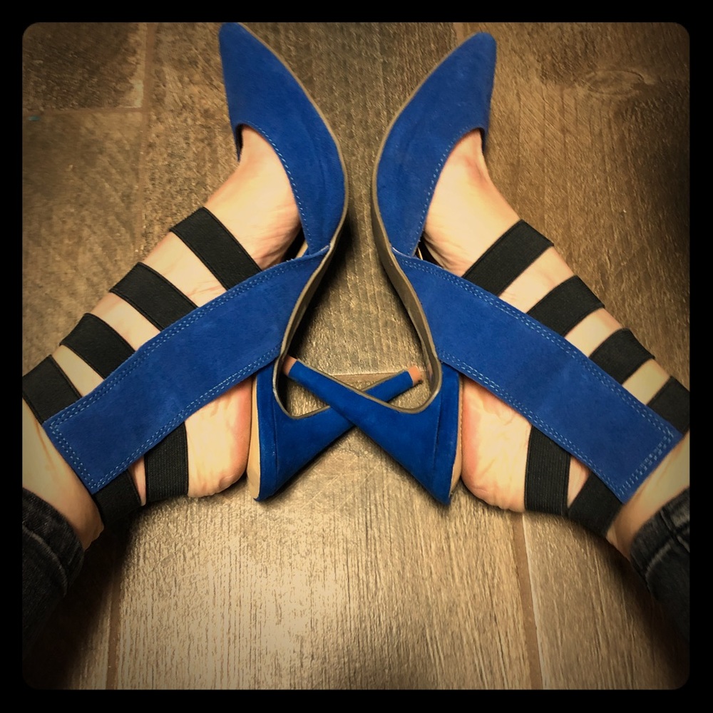 Super Cute Avon Mark Heels, only worn two times!